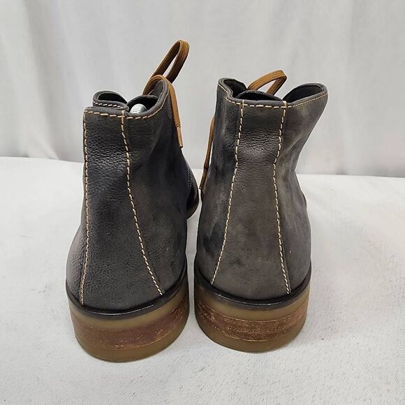 DONALD J PLINER Elio Navy Suede Chukka Ankle Boots Made in Italy Sz 9.5 Lace-Up - Picture 3 of 7